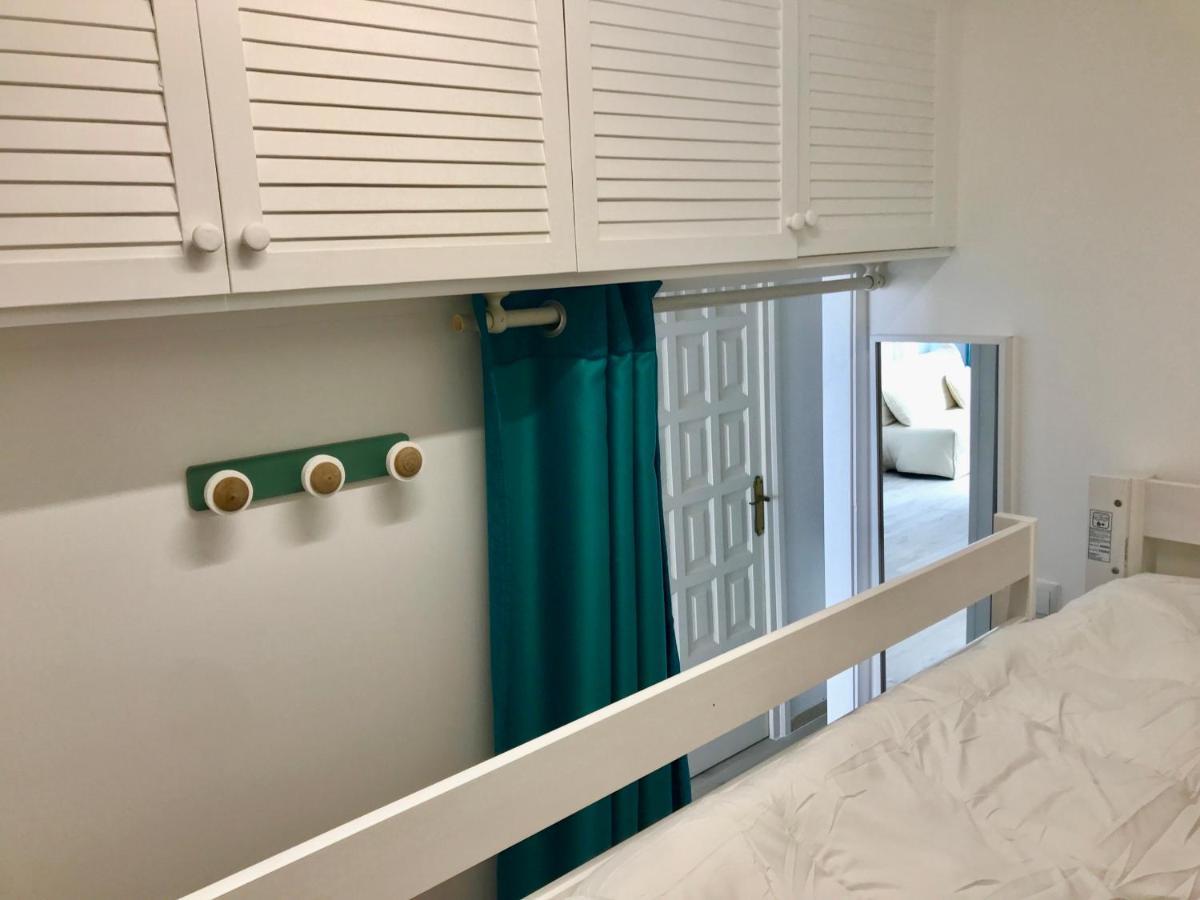 Magnifique Appartement En Front De Mer, Caneylles Roses Bagian luar foto