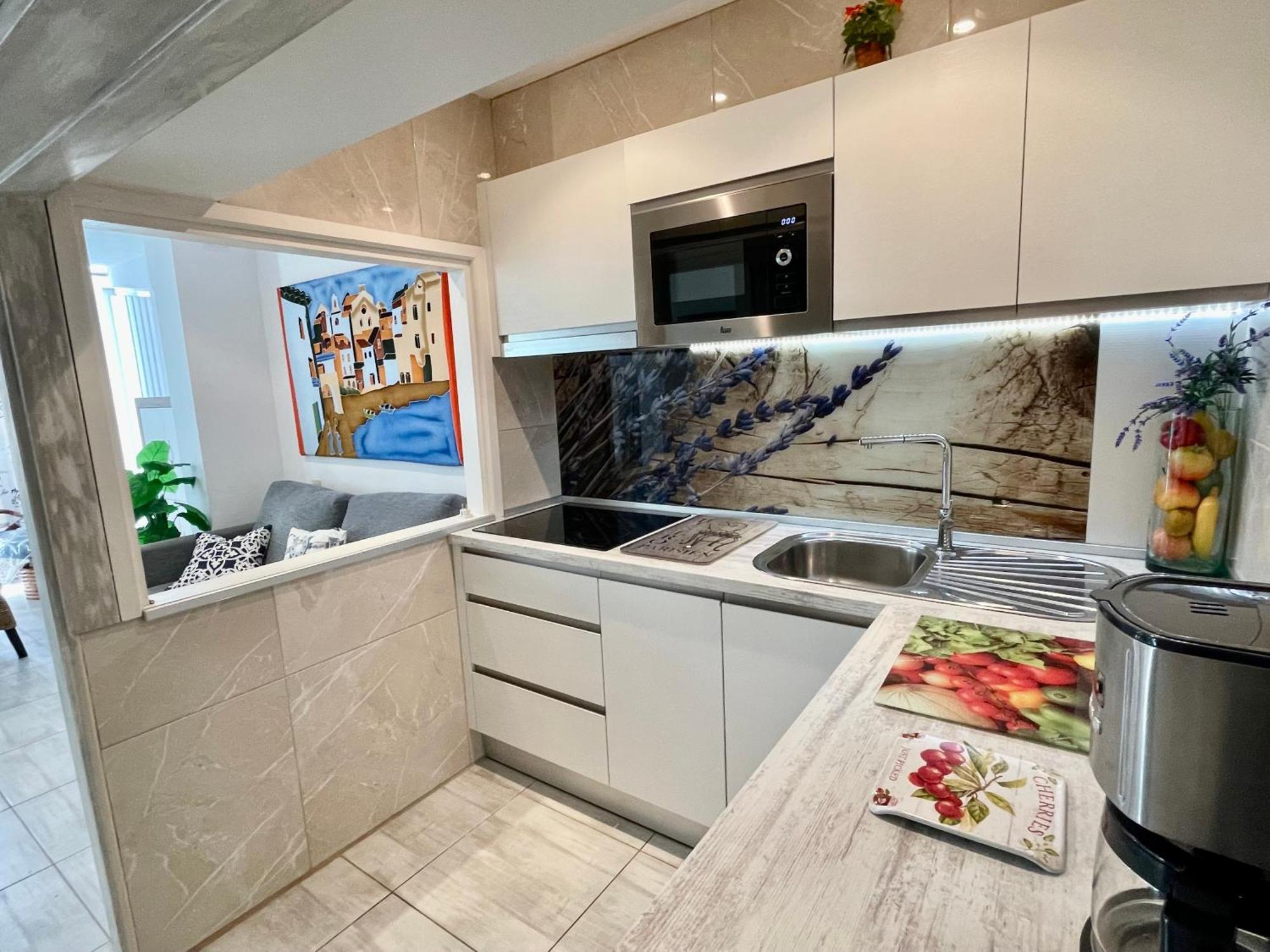 Magnifique Appartement En Front De Mer, Caneylles Roses Bagian luar foto